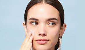 How-to-Build-a-Minimalist-Beauty1